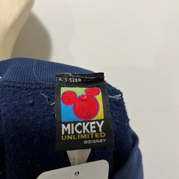 Vintage Mickey Mouse Crewneck Sweater - Picture 6 of 6